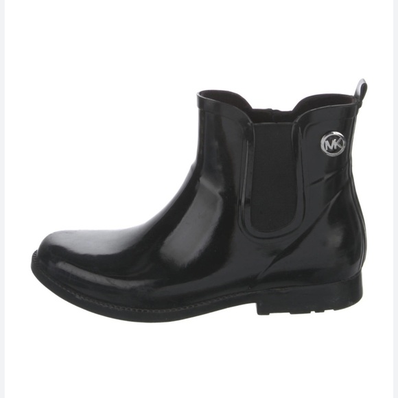 MICHAEL KORS ⭐️  waterproof ankle rain boots - Picture 1 of 9